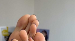 定制 b站up主黄月亮 黑丝裸足 语言挑逗 第四季 4k