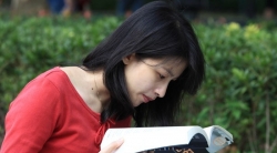 尚未被深度开发的纯天然少女精品玉足 第一套 32P