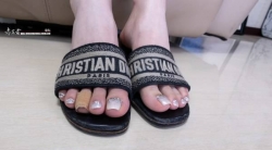 Cute and pretty girl Qiu Ya shows off her sexy and flexible 38EU feet（200P）