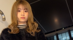 [▽]学生实习下班，穿了一天的袜子 88p 1v 8分钟 190mb