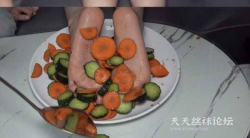 【aapary模拍视频】文文的食物美脚